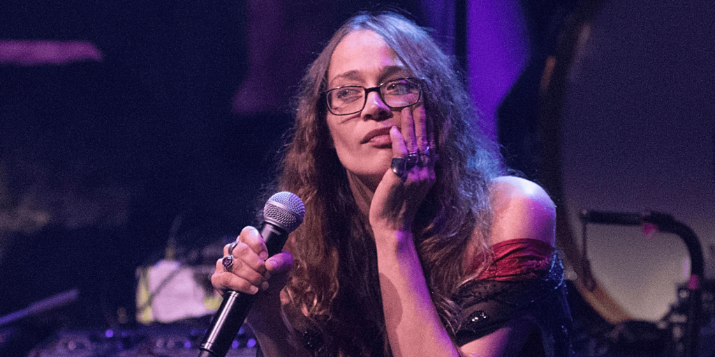 Fiona Apple Joins the Waterboys on New Song “Letter From an Unknown Girlfriend”: Listen