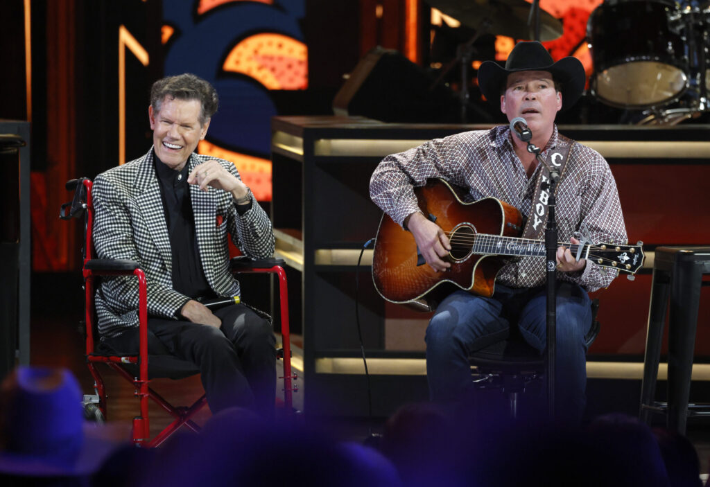 Clay Walker To Star In New Randy Travis Biopic