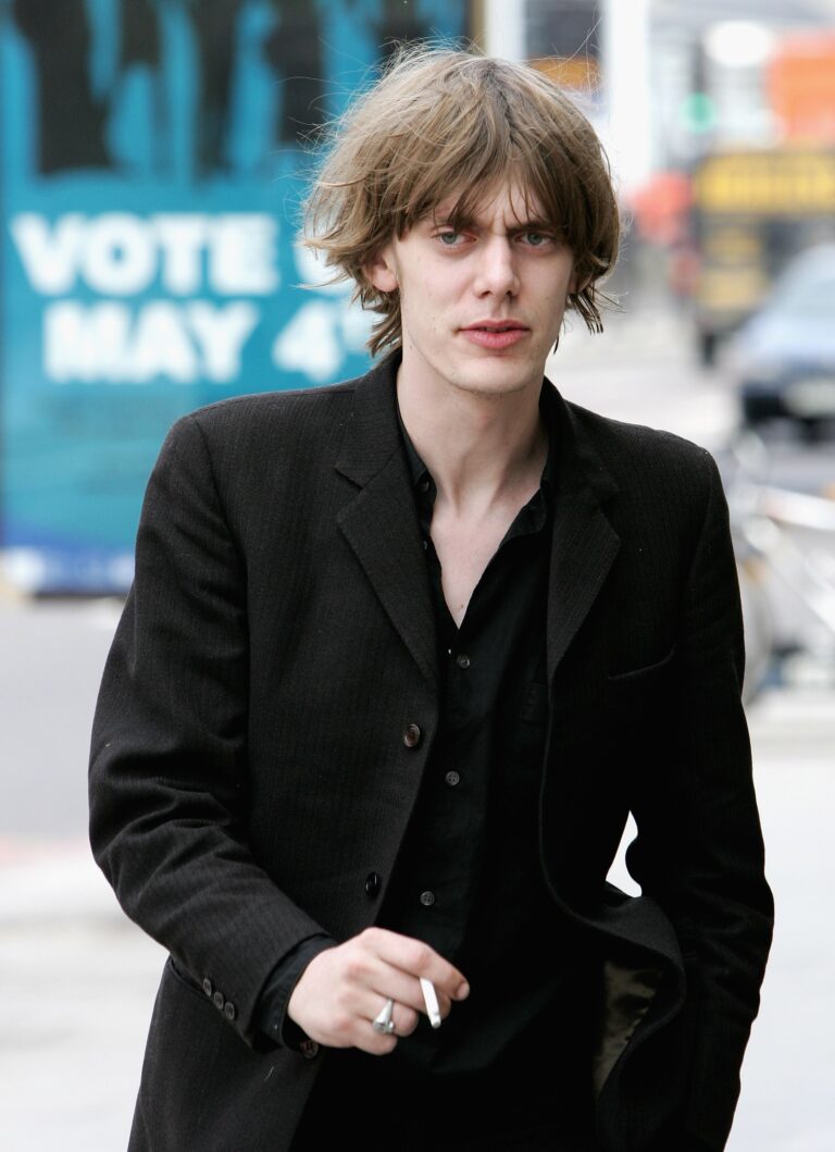 Patrick Walden, Babyshambles Ex-Guitarist, Dies at 46