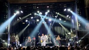 Former Smashing Pumpkins Bassist Melissa Auf der Maur Reunites With Billy Corgan For “The Everlasting Gaze” In Montreal