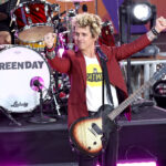 Billie Joe Armstrong Halts Green Day Show To Tell Off Fan With Water Gun