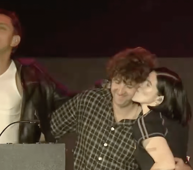 Watch The xx Perform Together At LIDO Festival