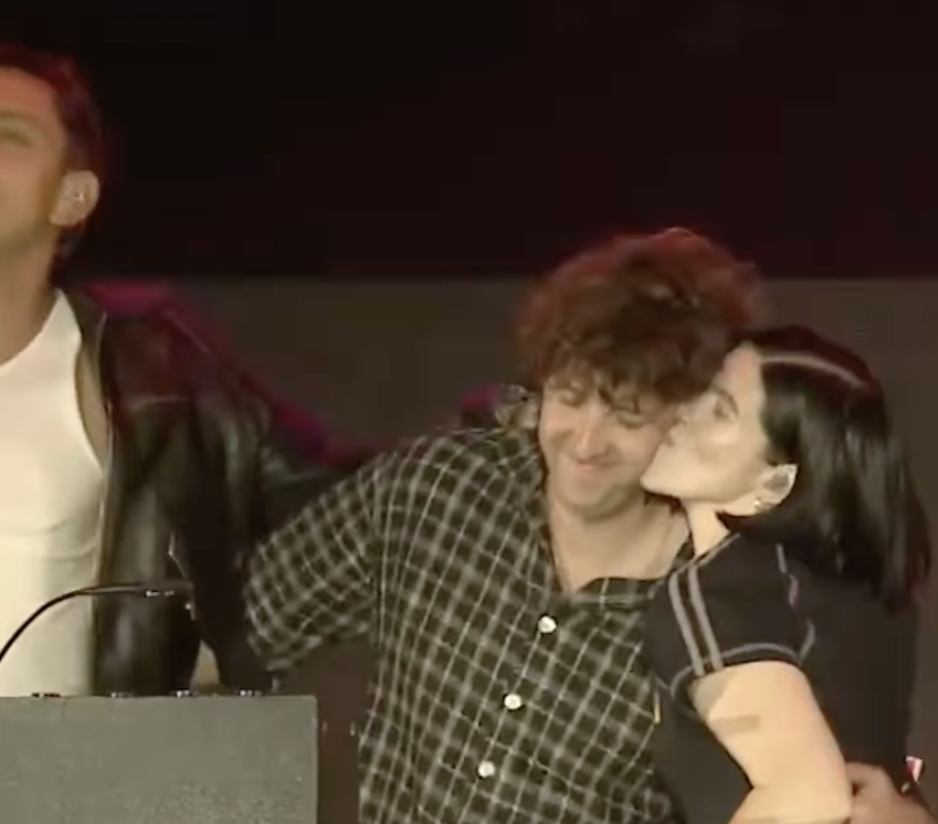 Watch The xx Perform Together At LIDO Festival