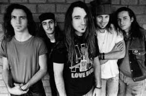 Pearl Jam’s Fired ’90s Drummer Addresses Whether He Could Rejoin The Band