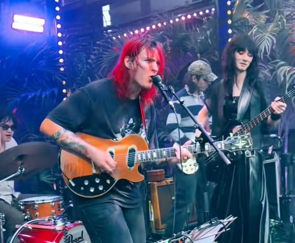 Watch Dirt Buyer Cover Goo Goo Dolls’ “Iris”