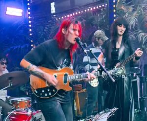 Watch Dirt Buyer Cover Goo Goo Dolls’ “Iris”