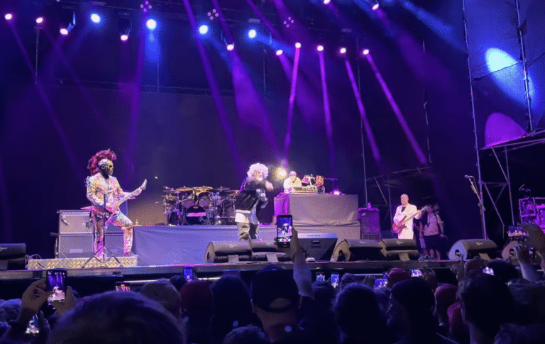 Watch Fred Durst Knock A Fan’s Drone Down At Limp Bizkit’s Istanbul Show