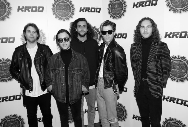The Neighbourhood End Hiatus, Welcome Back Drummer Fired For Groping Marías Vocalist