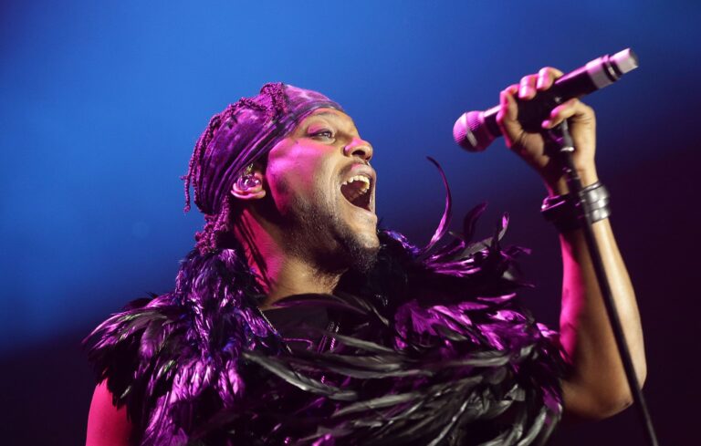 Nile Rogers, Beyoncé, Jill Scott, Missy Elliott, and More Remember D’Angelo