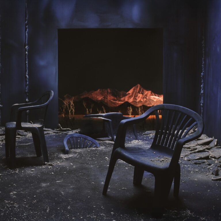 Lauren Auder – “Yes”