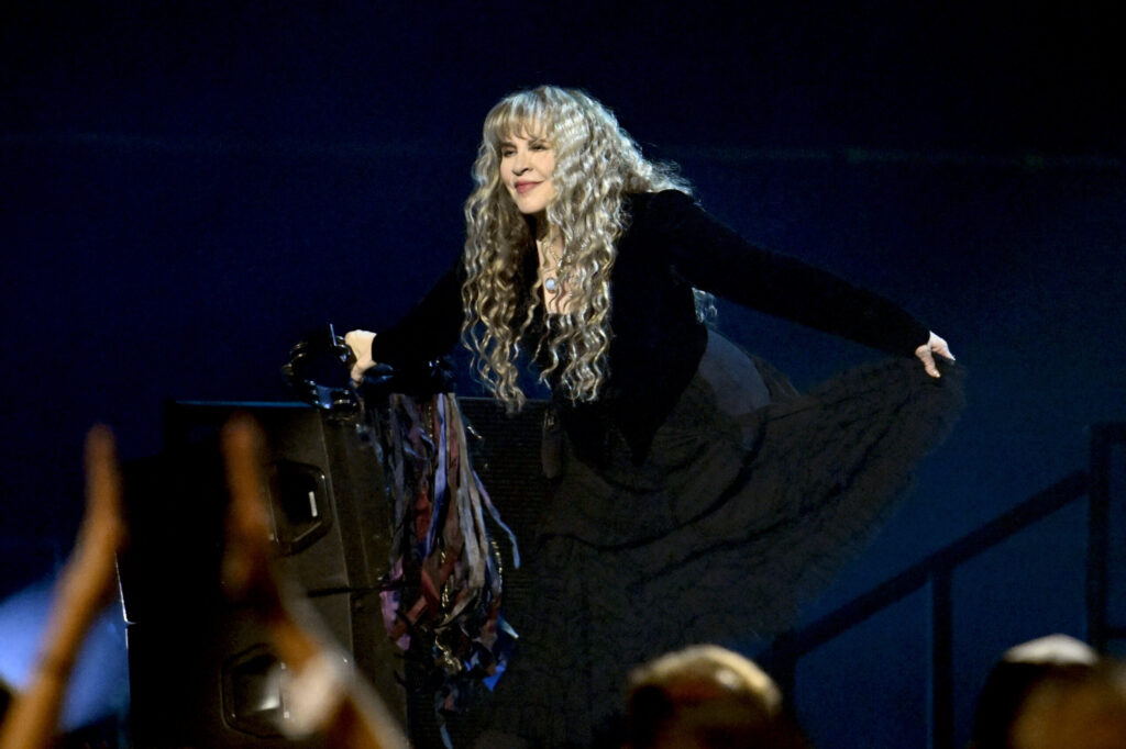 Watch Stevie Nicks Perform Fleetwood Mac’s “Angel” For The First Time In 42 Years
