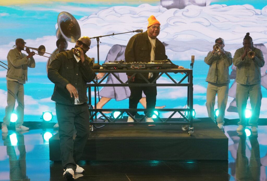 Watch De La Soul Perform Songs From New Album on Kimmel