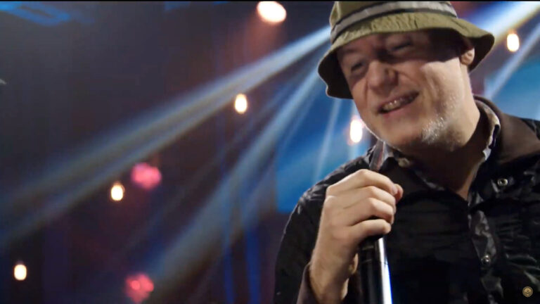 New Radicals’ Gregg Alexander Reacts To Geese’s “You Get What You Give” Cover