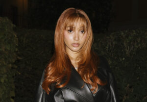 PinkPantheress Gifted Rotisserie Chicken Onstage In Chicago