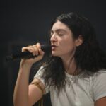 O2 Arena London Apologizes For Confiscating Lorde Concertgoers’ Palestine Shirts