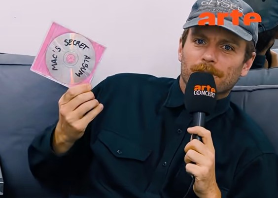 Mac DeMarco Passes Out “Secret” New Album Dog On The Rock On European Tour