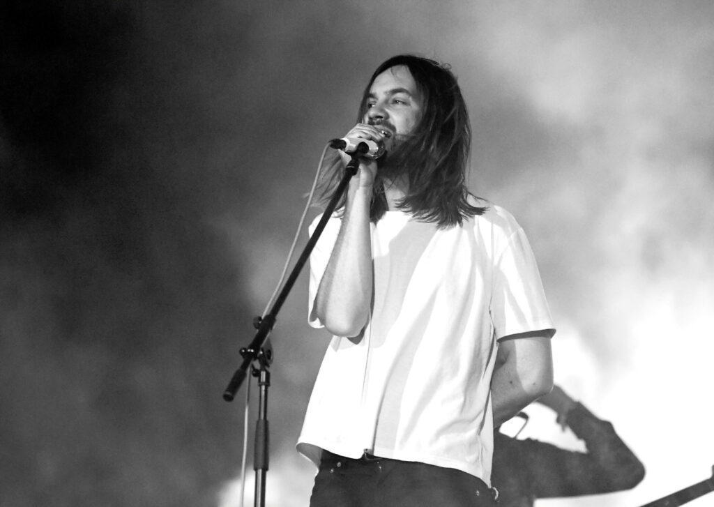 Tame Impala Play Live Rarity “Sundown Syndrome,” Eric Andre Kisses Kevin Parker