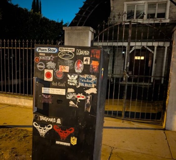 Glenn Danzig’s Thrown Out Refrigerator Listed On Craigslist After Ariel Pink Fridge Auction Ends With No Bids