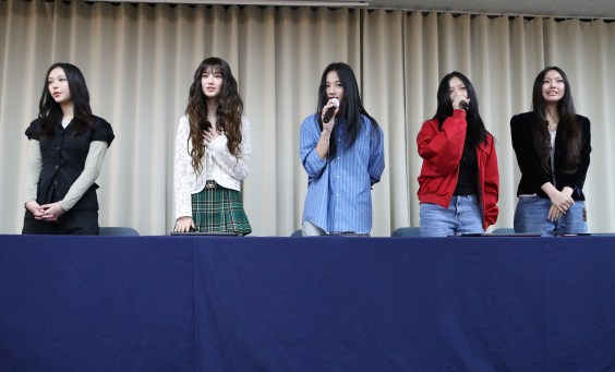 NewJeans’ Agency ADOR Terminates Danielle, Plans Legal Action Against Her Family Member