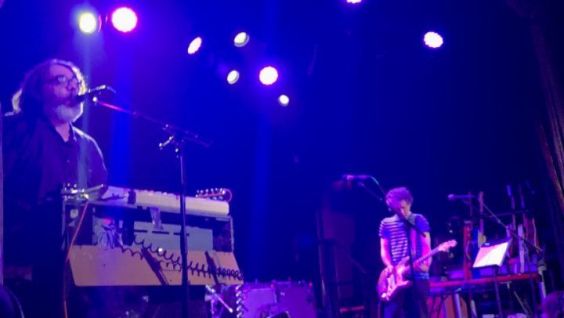 Yo La Tengo Reimagine “New York Groove” To Kick Off Hanukkah 2025 Residency