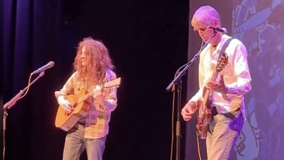 Kurt Vile & Stephen Malkmus Cover Oblivians’ “Feel Real Good”